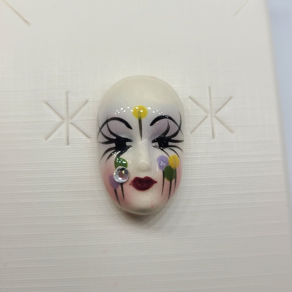 Vintage Fancy Faces Brooch Pin Handpainted Porcelai Mardi Gras Mask Balloons